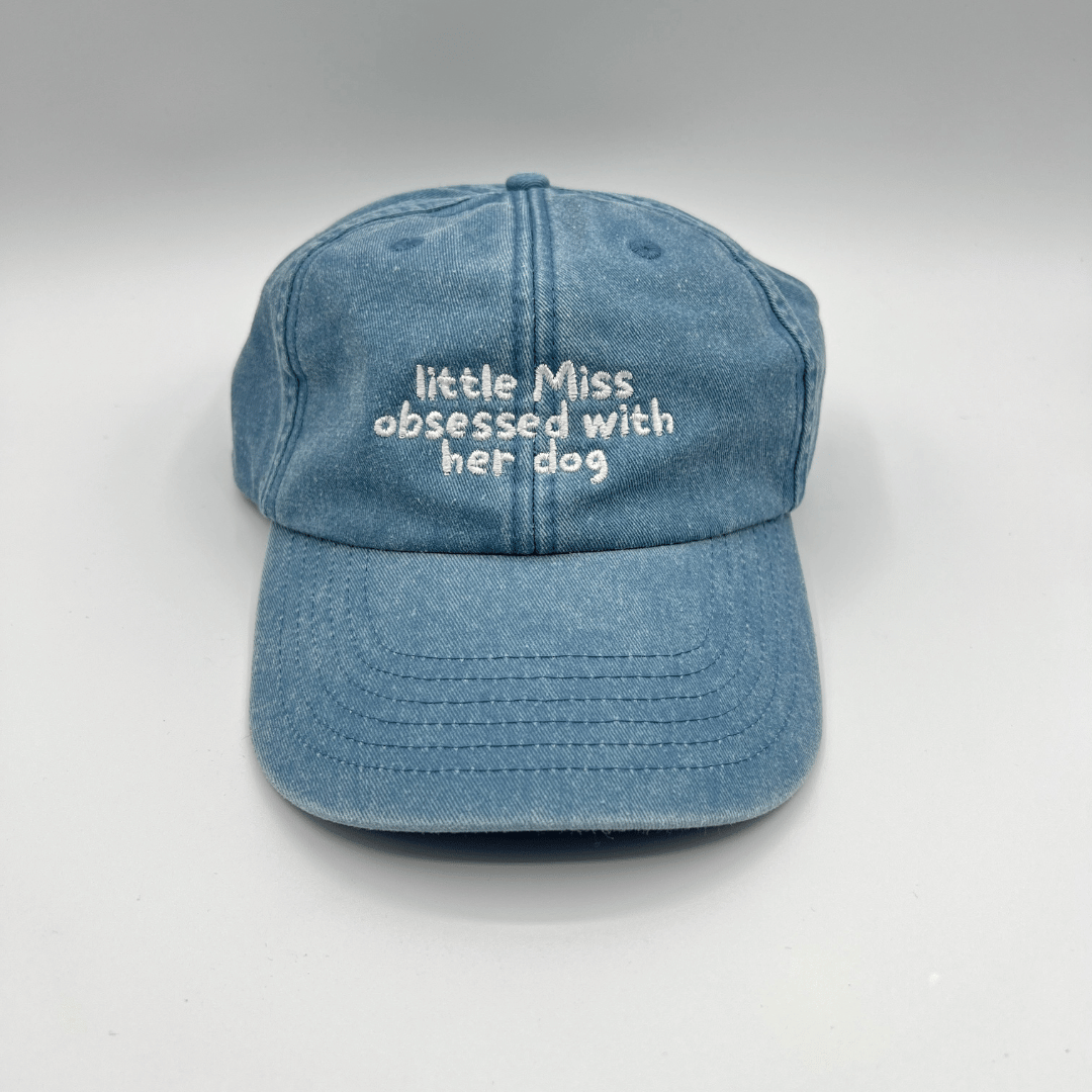 "little Miss obsessed with her dog" Cap Vintage Light Denim