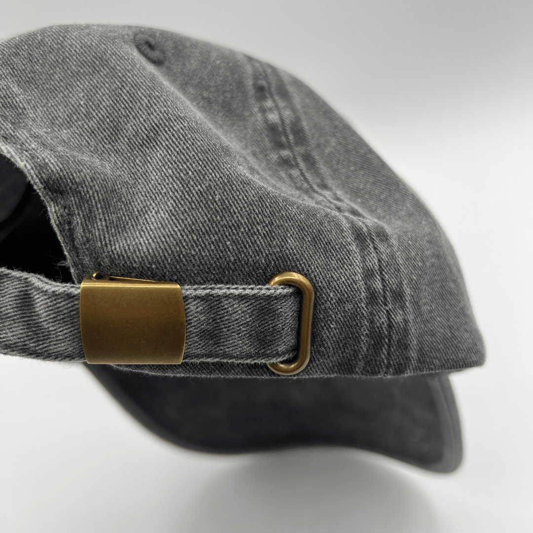 "little Miss obsessed with her dog" Cap Vintage Black